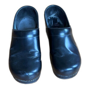 dansko Black Leather Slip-On Professional Nurse Clogs Shoes Women's Size 40 US 9